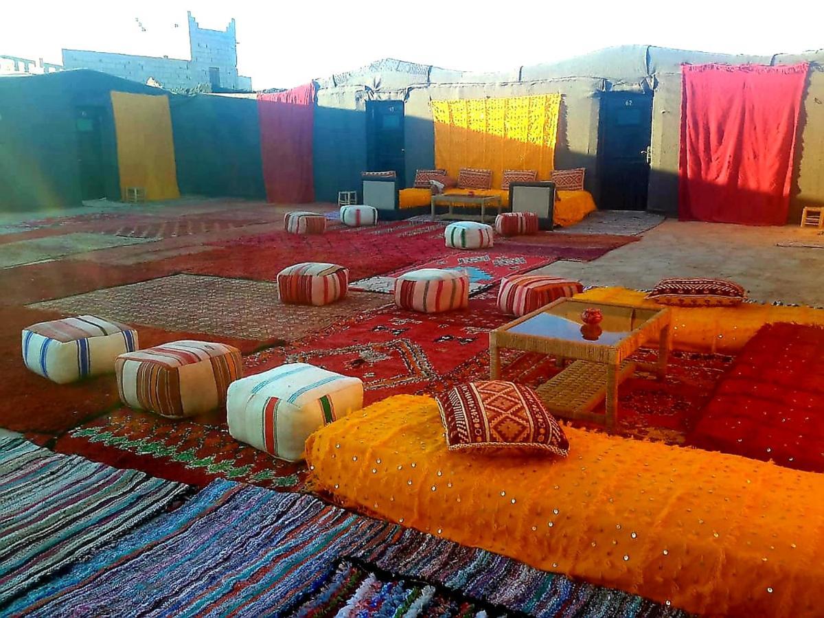 מרזאוגה Palmeras Y Dunas Luxery Camp מראה חיצוני תמונה