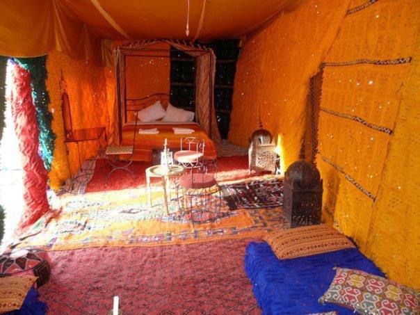 מרזאוגה Palmeras Y Dunas Luxery Camp מראה חיצוני תמונה
