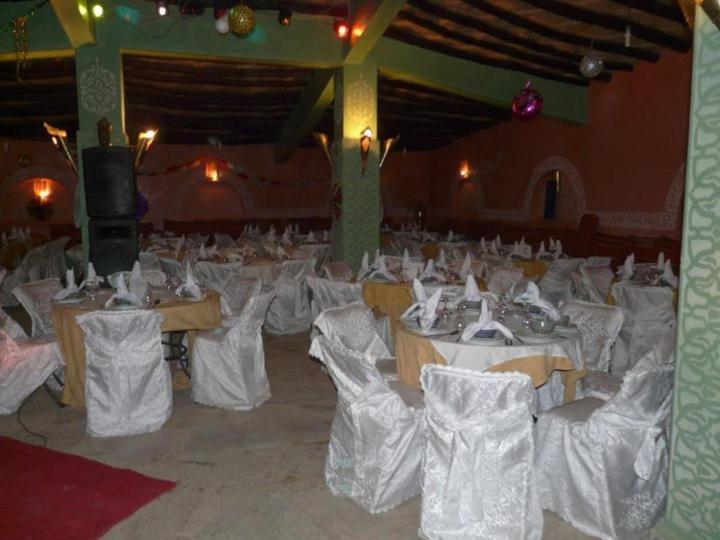 מרזאוגה Palmeras Y Dunas Luxery Camp מראה חיצוני תמונה