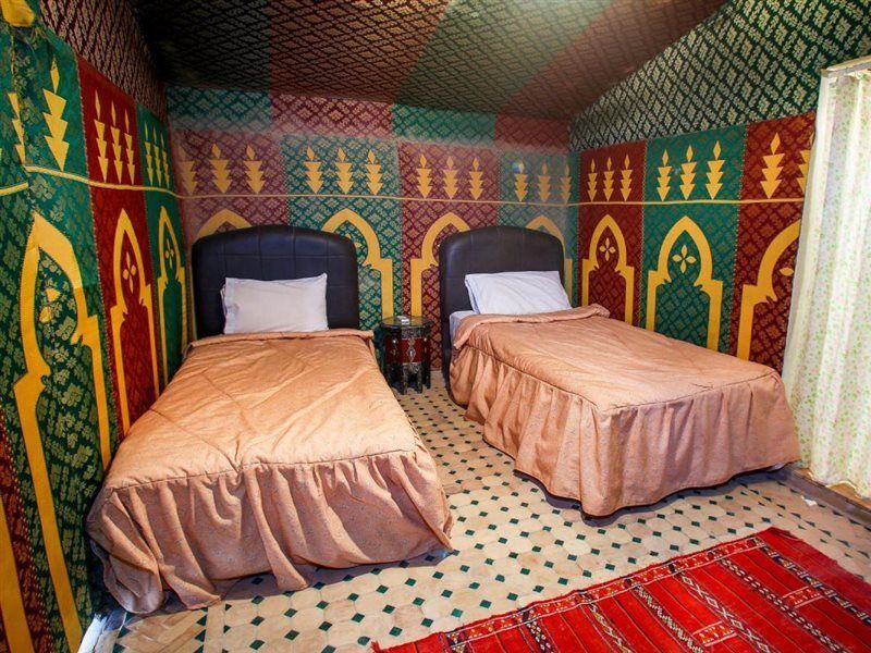 מרזאוגה Palmeras Y Dunas Luxery Camp מראה חיצוני תמונה